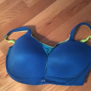 Victoria Secret sports bra